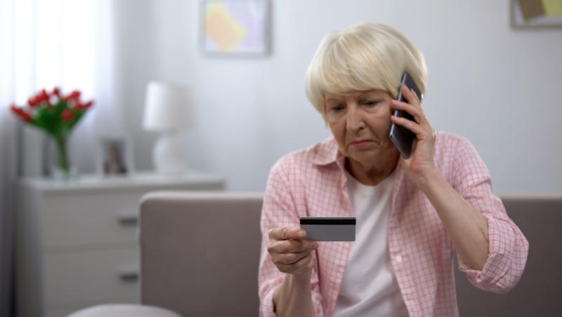 O nouă fraudă face victime în România. Escrocii se folosesc de numele ANAF. Cum să te ferești