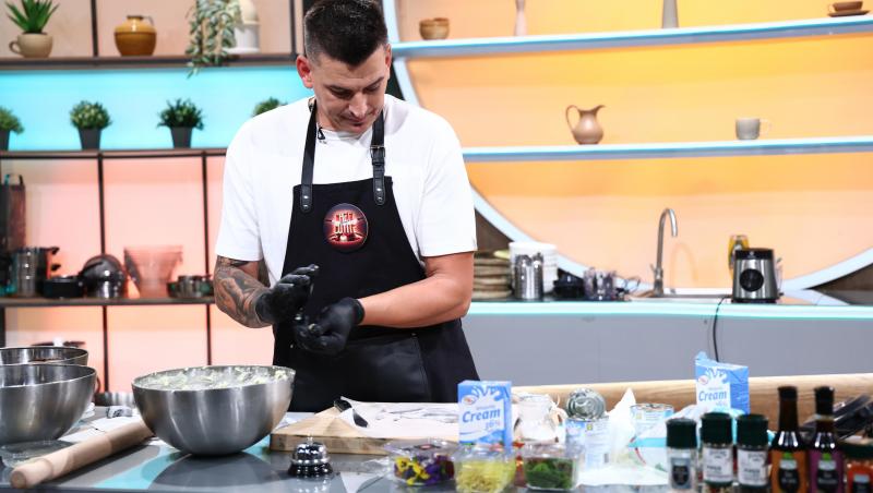 Dan Ioan Făzăcas a venit cu un desert inedit în formă de pietre pe pământ, la Chefi la cuțite. Cum au reacționat jurații