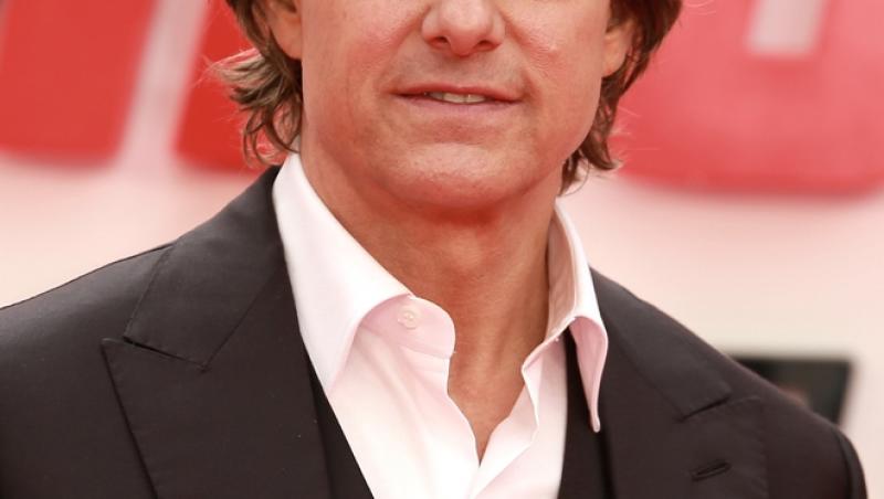 Tom Cruise, surprins cu una din cele mai frumoase femei din lume. Ce se zvonește despre ei