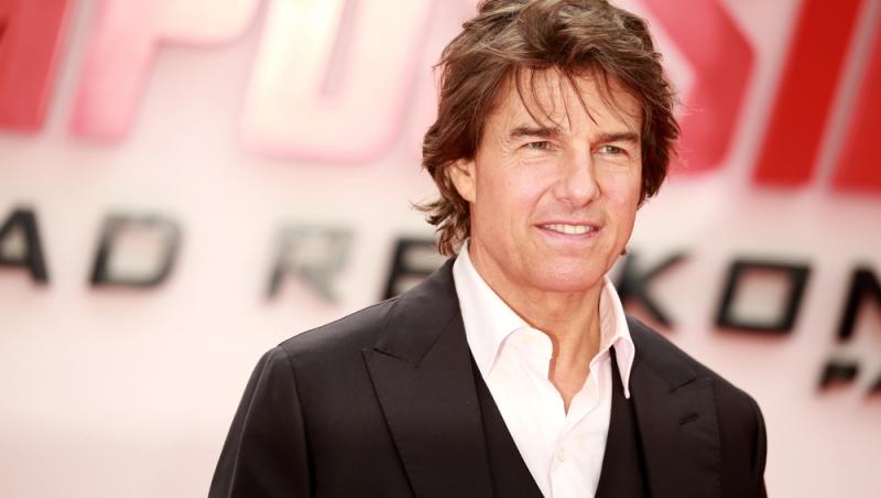Tom Cruise, surprins cu una din cele mai frumoase femei din lume. Ce se zvonește despre ei
