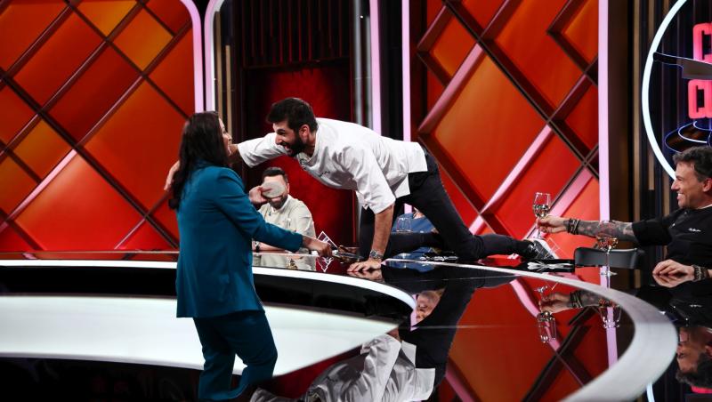 Chef Richard a câștigat a treia amuletă din acest sezon Chefi la cuțite. Influencerul maltez Luke Magro gătește diseară în audiții