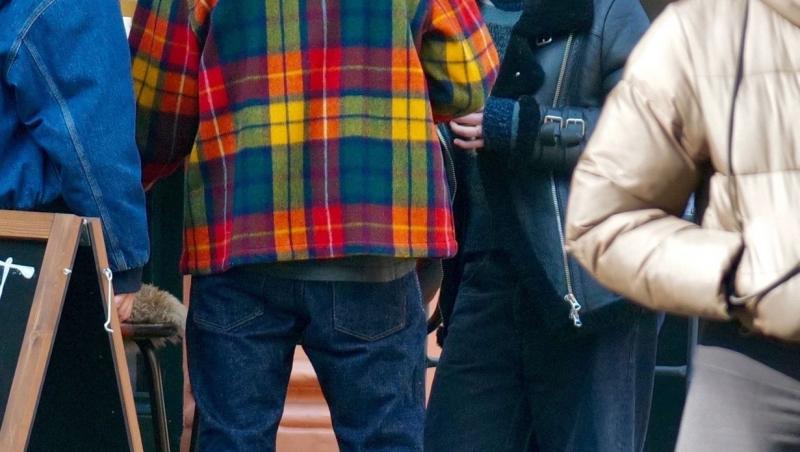 Keira Knightley a fost fotografiată pe străzile din Londra, alături de soțul ei