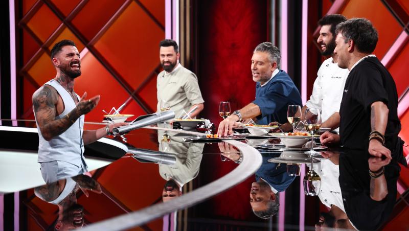 Cunoscutul influencer Luke Magro a riscat să vină la Chefi la cuțite cu o rețetă de paste mai puțin cunoscută! Ce au zis jurații