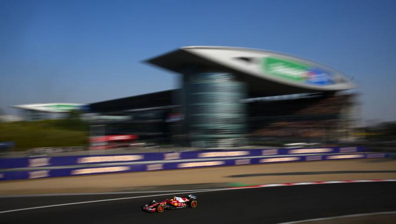 Vezi acum calificările din Formula 1™ pentru Marele Premiu al Chinei. Bătălia pentru pole este LIVE în AntenaPLAY și pe Antena3CNN