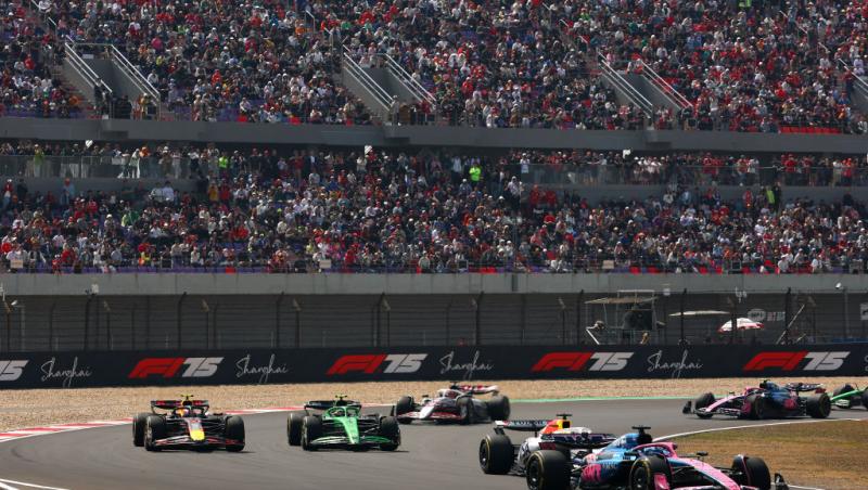 Vezi acum calificările din Formula 1™ pentru Marele Premiu al Chinei. Bătălia pentru pole este LIVE în AntenaPLAY și pe Antena3CNN