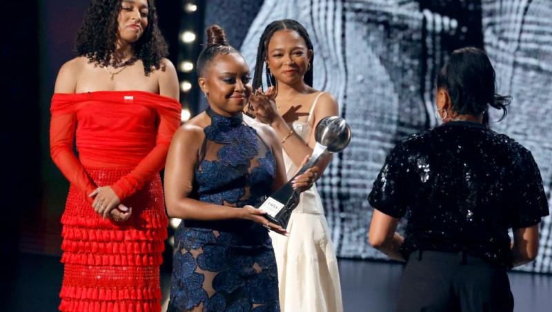 Divorț la Hollywood. O cunoscută actriță, scenaristă și producătoare a anunțat spararea de soț