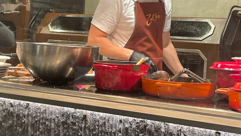 Ce face Chef Orlando Zaharia pentru clienții care merg la restaurantul său. Ce își dorește pentru cei care îi trec pragul