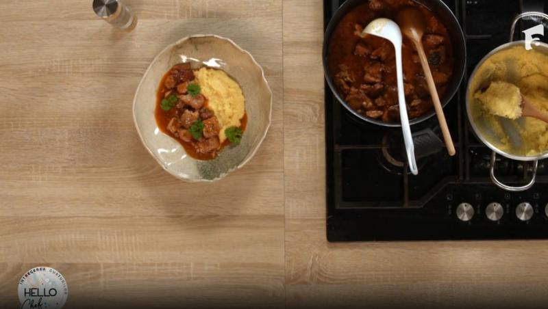 Hello Chef sezon 9, 22 martie 2025. Rețeta Roxanei Blenche pentru Pomana Porcului cu mămăliguță. Ce verdict a dat Minodora