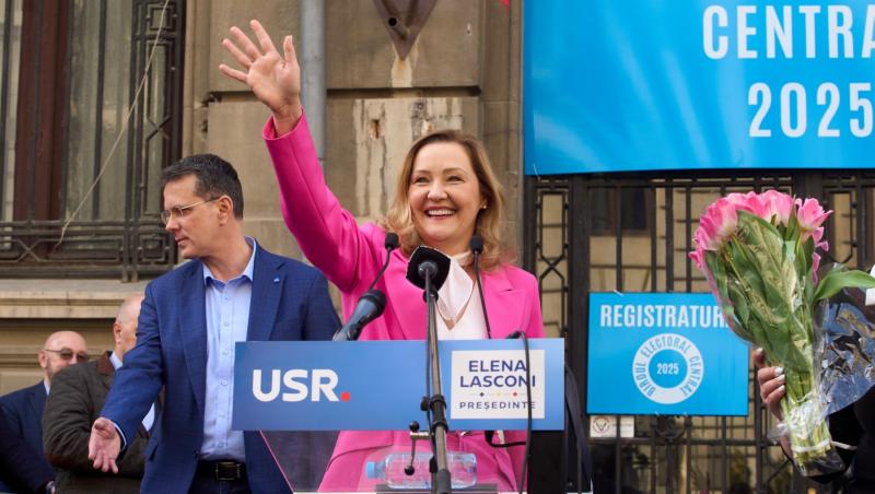 Cât costă cea mai scumpă rochie din garderoba Elenei Lasconi. Cea mai ieftină nu depășește 40 de lei