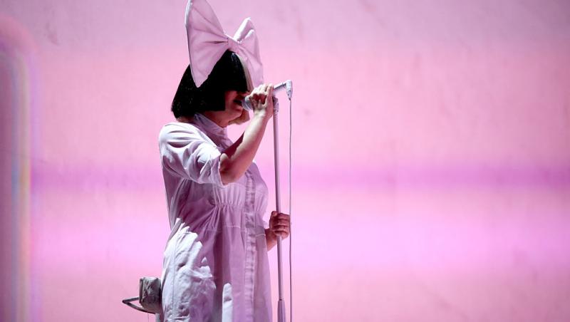 O celebră cântăreață divorțează pentru a doua oară, după doar doi ani de mariaj. Ce a intervenit în cuplu