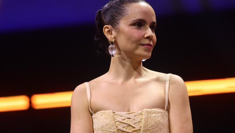 Tată și fiică pe micile ecrane, dar în realitate un cuplu. Cum arată la peste 20 de ani de la telenovela care i-a făcut faimoși