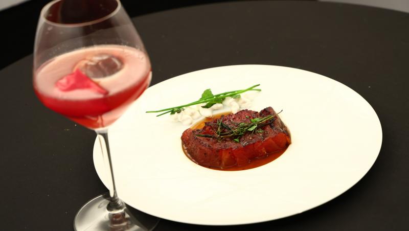 Diana Mureșan, fosta sportivă de performanță, i-a cucerit pe jurații Chefi la cuțite cu un preparat neașteptat. Ce le-a gătit