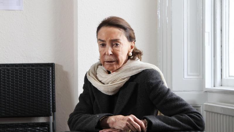 Licitație record pentru tabloul unei românce. Aceasta se află în top 100 al celor mai apreciați arhitecți și designeri