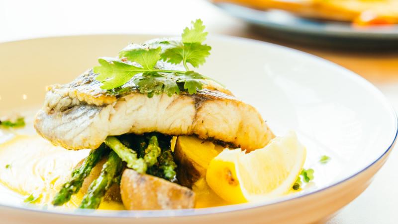 Peștele care îți afectează grav sănătatea. Este printre achizițiile populare ale românilor pentru că este ieftin