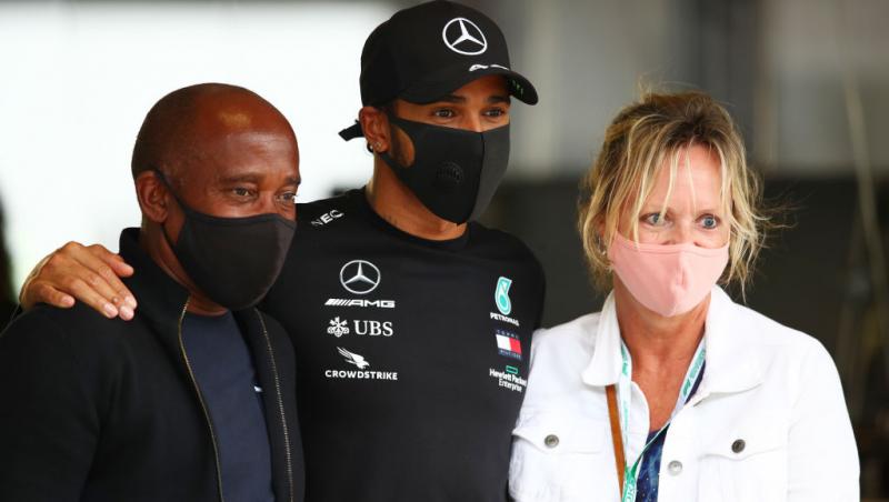 Lewis Hamilton, mesaj emoționant de Ziua Mamei. Ce relație are cu mama sa vitregă
