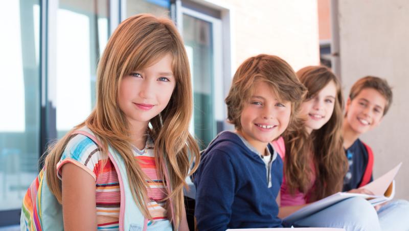 Cât costă, de fapt, învățământul gratuit din România. Părinții trebuie să dispună de un buget uriaș