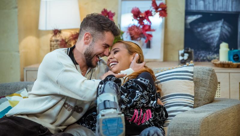 Theo și Cesima au revenit în competiție. Diseară, cinci cupluri luptă în semifinala sezonului2! Show-ul, lider absolut de audiență