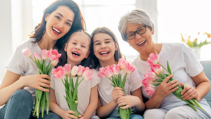 Lalelele, unele dintre cele mai populare flori de primăvară. Ce semnificație au în funcție de culoare