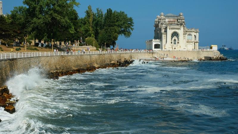 Hotelierii de pe litoral au pregătit pachete speciale pentru ziua femeii. Ce prețuri vor fi de 8 martie