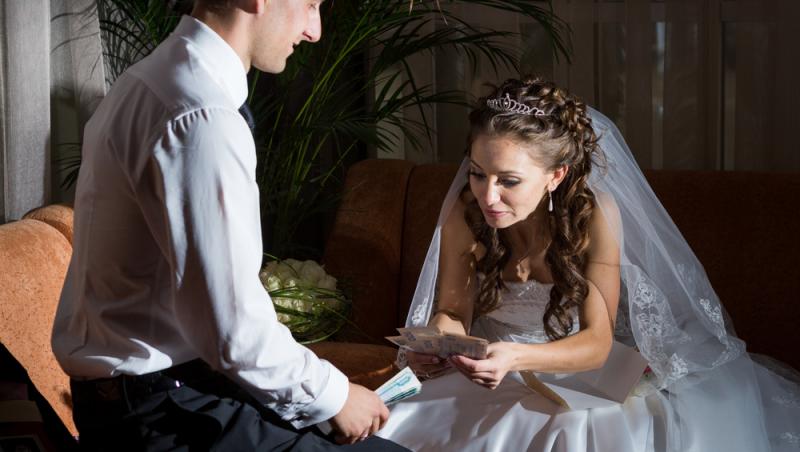 Cât se pune în plic la nunți în 2025. Ce spun specialiștii și de ce sunt atât de revoltați românii