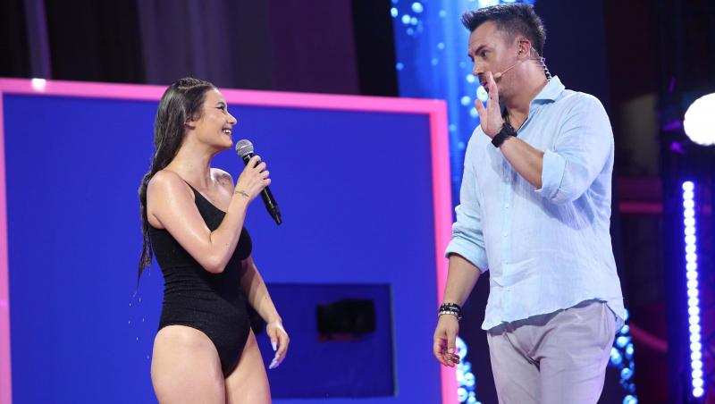 Erika Isac rupe tăcerea despre sarcină după ce s-a filmat în timp ce arăta un test. Care e adevărul: „Este ceva profund personal”