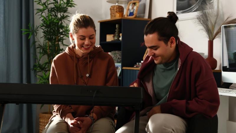 Ana, Mi-ai fost scrisă în ADN | Episodul 9 din 6 martie 2025. Ce descoperire face Sandra. În ce probleme intră Dumi