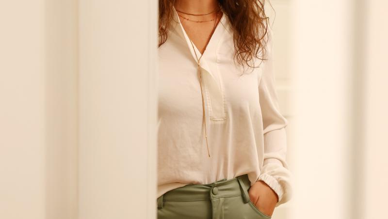 Ana, Mi-ai fost scrisă în ADN | Episodul 9 din 6 martie 2025. Ce descoperire face Sandra. În ce probleme intră Dumi