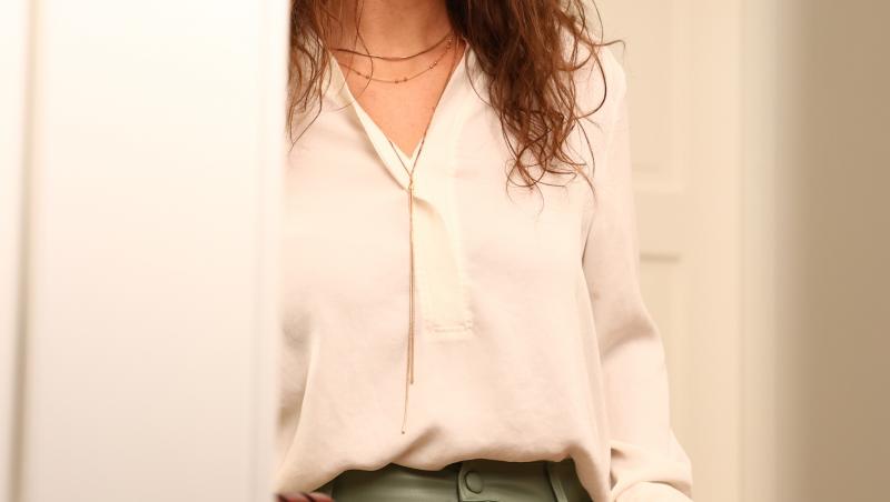 Ana, Mi-ai fost scrisă în ADN | Episodul 9 din 6 martie 2025. Ce descoperire face Sandra. În ce probleme intră Dumi