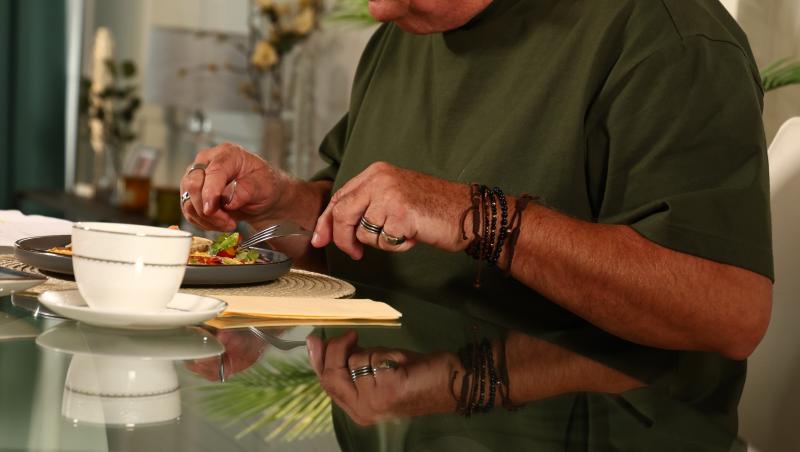 Ana, Mi-ai fost scrisă în ADN | Episodul 9 din 6 martie 2025. Ce descoperire face Sandra. În ce probleme intră Dumi