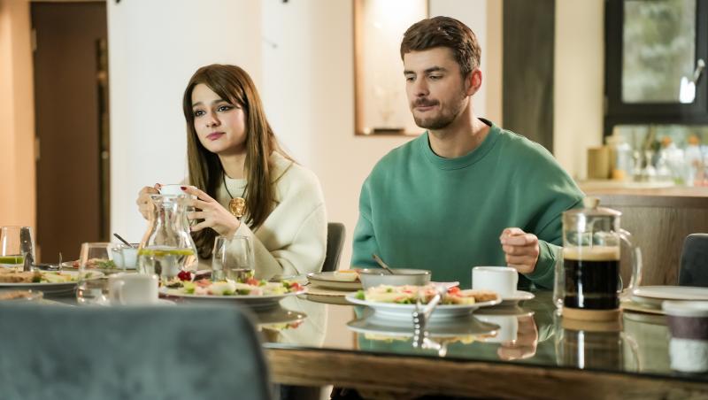 Ana, Mi-ai fost scrisă în ADN | Episodul 9 din 6 martie 2025. Ce descoperire face Sandra. În ce probleme intră Dumi