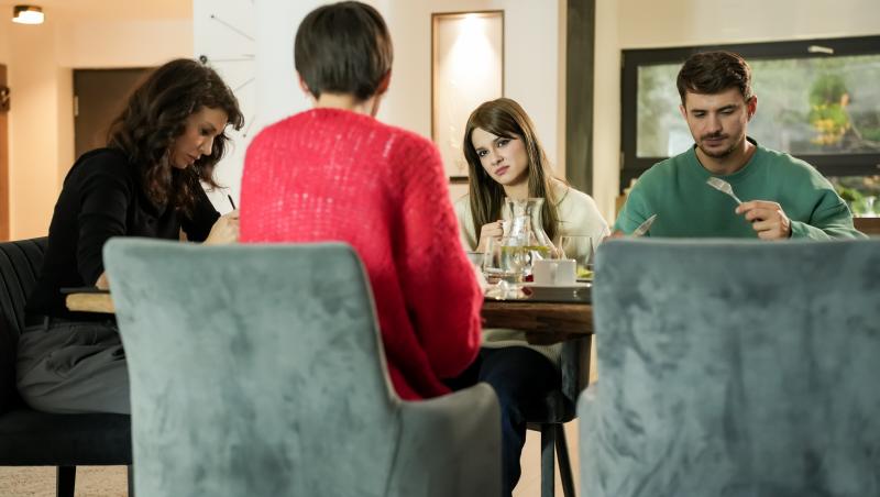 Ana, Mi-ai fost scrisă în ADN | Episodul 9 din 6 martie 2025. Ce descoperire face Sandra. În ce probleme intră Dumi