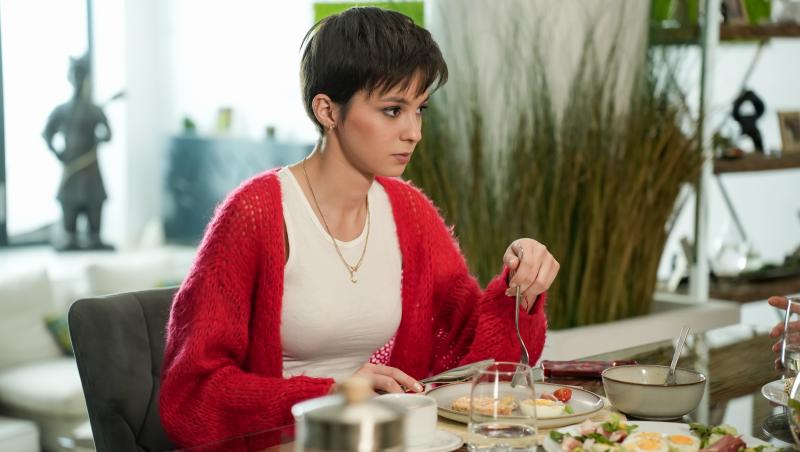 Ana, Mi-ai fost scrisă în ADN | Episodul 9 din 6 martie 2025. Ce descoperire face Sandra. În ce probleme intră Dumi