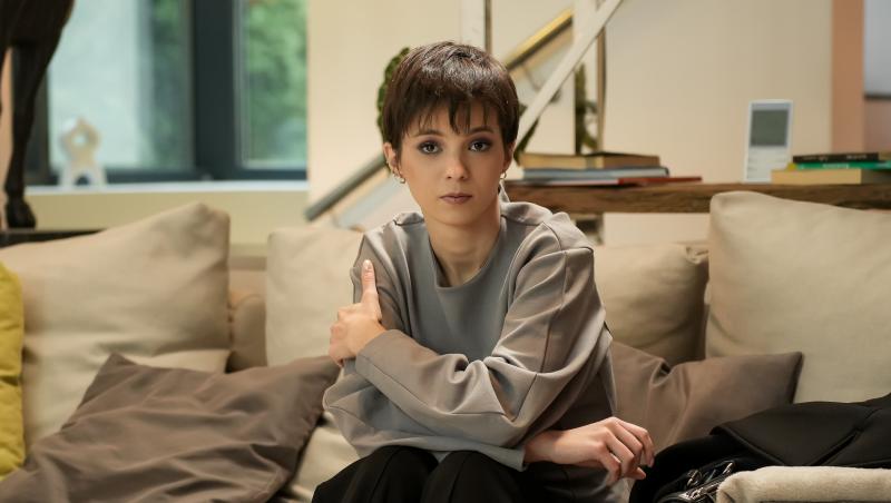 Ana, Mi-ai fost scrisă în ADN | Episodul 9 din 6 martie 2025. Ce descoperire face Sandra. În ce probleme intră Dumi