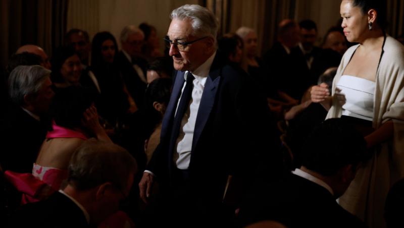 Mezina lui Robert De Niro are aproape 2 ani. Actorul de 81 de ani s-a fotografiat alături de ea. Ce reacții a stârnit