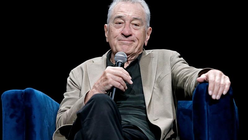Mezina lui Robert De Niro are aproape 2 ani. Actorul de 81 de ani s-a fotografiat alături de ea. Ce reacții a stârnit