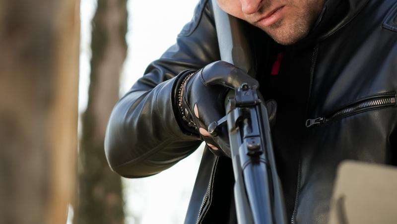 Iubire cu parfum de lavandă sezon 2, rezumat episoade 25, 26 și 27 din 7 martie 2025. Albert îl amenință pe Cristi. Ce urmează