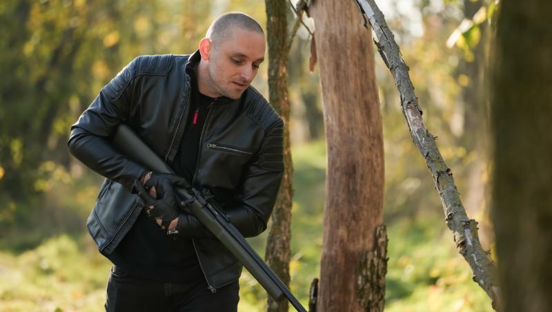 Iubire cu parfum de lavandă sezon 2, rezumat episoade 25, 26 și 27 din 7 martie 2025. Albert îl amenință pe Cristi. Ce urmează