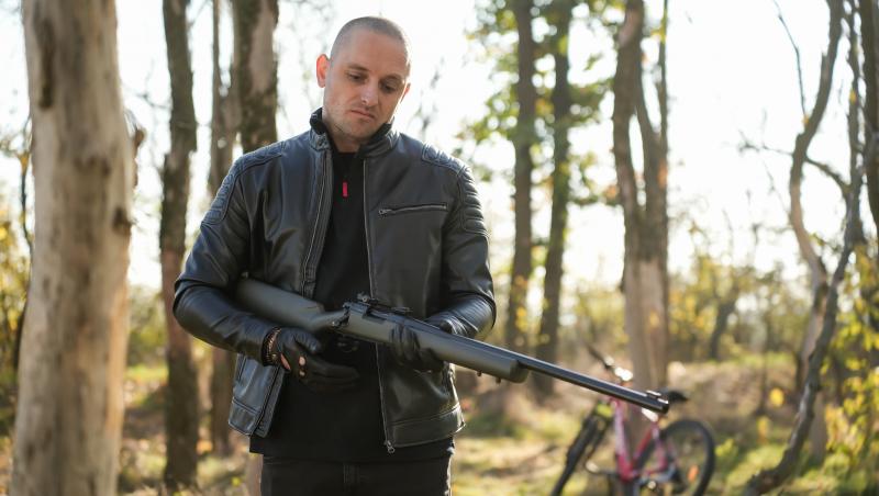 Iubire cu parfum de lavandă sezon 2, rezumat episoade 25, 26 și 27 din 7 martie 2025. Albert îl amenință pe Cristi. Ce urmează