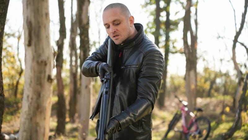 Iubire cu parfum de lavandă sezon 2, rezumat episoade 25, 26 și 27 din 7 martie 2025. Albert îl amenință pe Cristi. Ce urmează