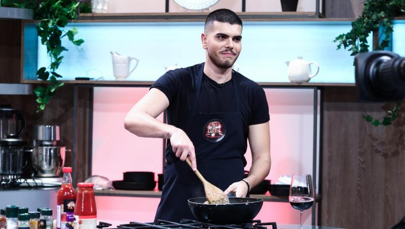 Andrei Bănuță, imagine emoționantă din copilărie. Cum arăta artistul în primele luni de viață