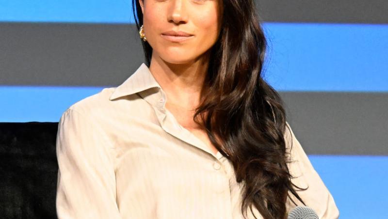 Afacerea lui Meghan Markle sub scrutinul publicului. Deși și-a epuizat stocul într-o oră, clienții cer banii înapoi