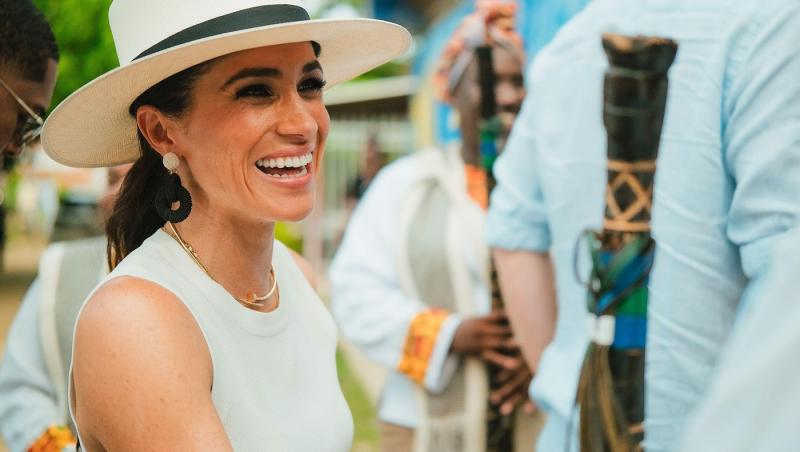 Afacerea lui Meghan Markle sub scrutinul publicului. Deși și-a epuizat stocul într-o oră, clienții cer banii înapoi