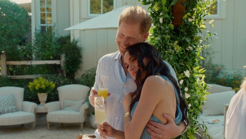 Afacerea lui Meghan Markle sub scrutinul publicului. Deși și-a epuizat stocul într-o oră, clienții cer banii înapoi