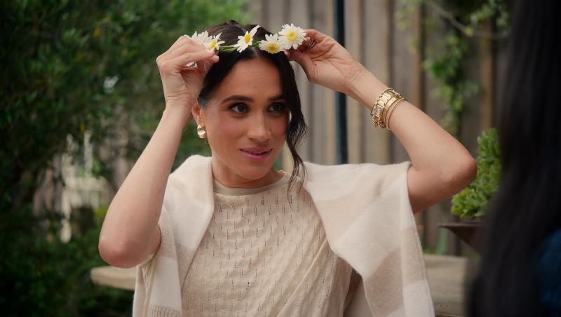 Afacerea lui Meghan Markle sub scrutinul publicului. Deși și-a epuizat stocul într-o oră, clienții cer banii înapoi