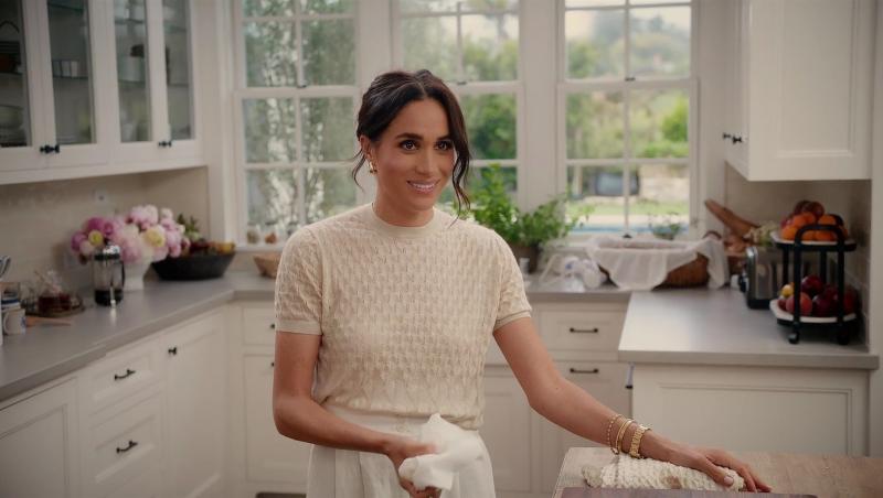 Afacerea lui Meghan Markle sub scrutinul publicului. Deși și-a epuizat stocul într-o oră, clienții cer banii înapoi