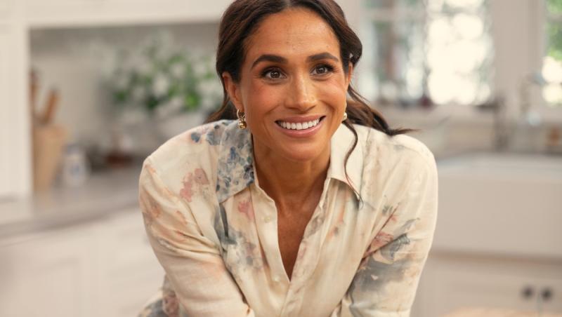 Afacerea lui Meghan Markle sub scrutinul publicului. Deși și-a epuizat stocul într-o oră, clienții cer banii înapoi