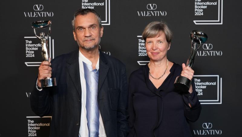 Premiu de 50.000 de lire sterline pentru International Booker. Ce scriitori sunt luați în calcul, printre ei și un român