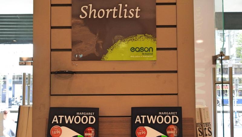 Premiu de 50.000 de lire sterline pentru International Booker. Ce scriitori sunt luați în calcul, printre ei și un român