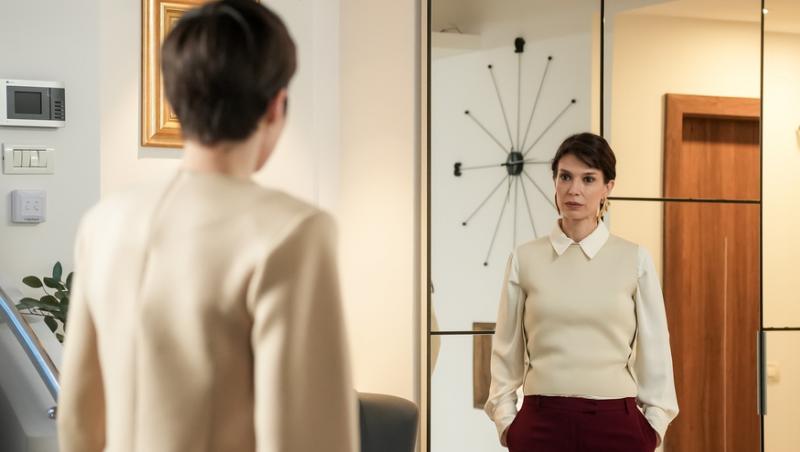 Ana, Mi-ai fost scrisă în ADN | Episodul 14. Constance află cine a abandonat-o pe Ana. Ce descoperă fata într-un ziar vechi