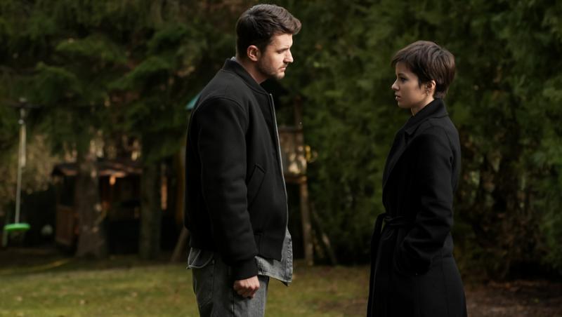 Ana, Mi-ai fost scrisă în ADN | Episodul 14. Constance află cine a abandonat-o pe Ana. Ce descoperă fata într-un ziar vechi